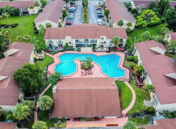 7501 GALLINETA RD #7501, Tampa, FL 33615