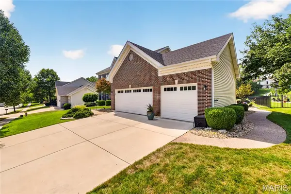 947 Crown Pointe Estates DR, Wildwood, MO 63021