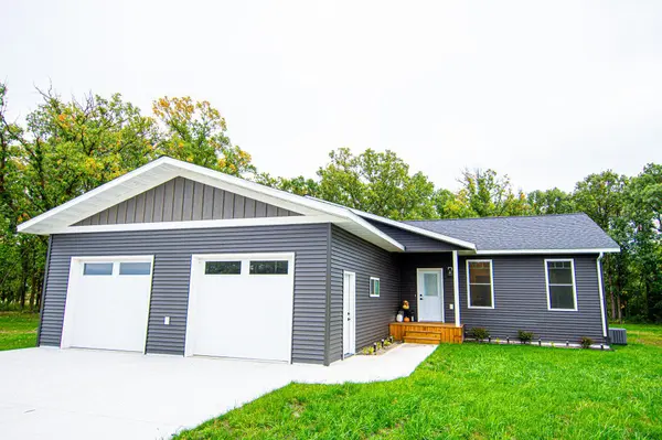 4331 State Hwy 11, Karlstad, MN 56732