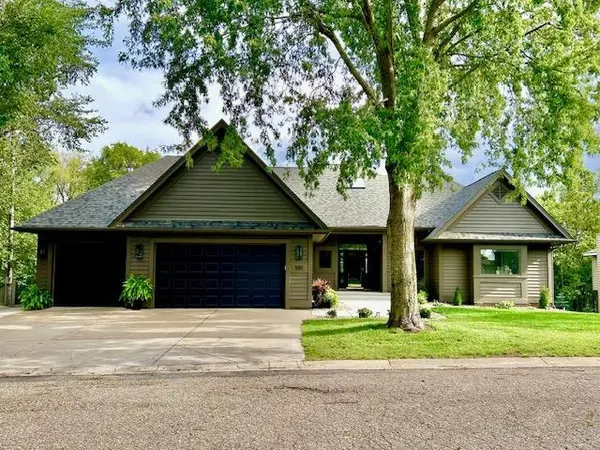 550 Pine Ridge CT, New Richmond, WI 54017