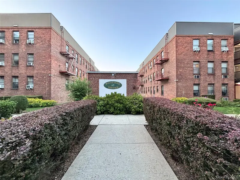 215-37 48th Ave #2B, Bayside, NY 11361