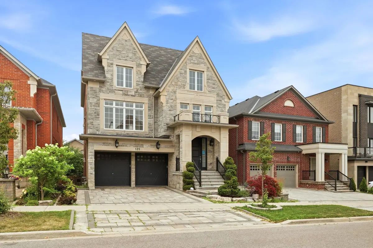 135 Abner Miles DR, Vaughan, ON L6A 4X4