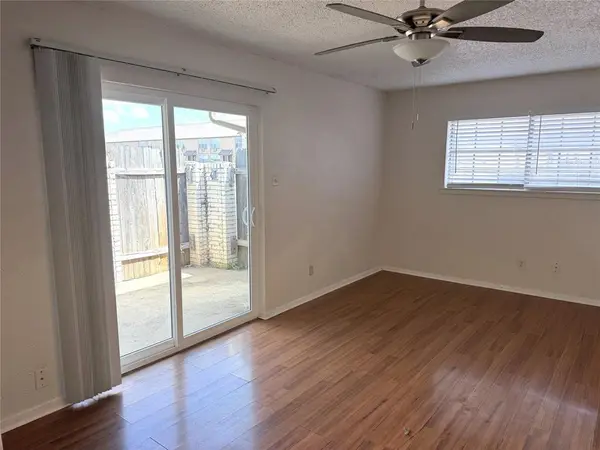 726 E Pecan Street, Hurst, TX 76053