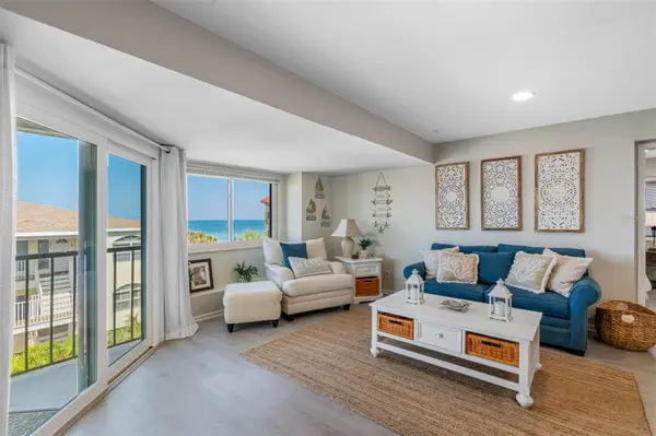 2112 GULF BLVD #4B, Indian Rocks Beach, FL 33785