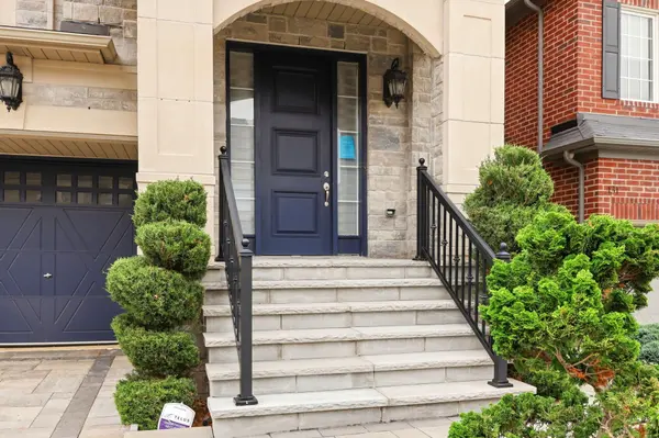 135 Abner Miles DR, Vaughan, ON L6A 4X4