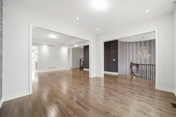 135 Abner Miles DR, Vaughan, ON L6A 4X4