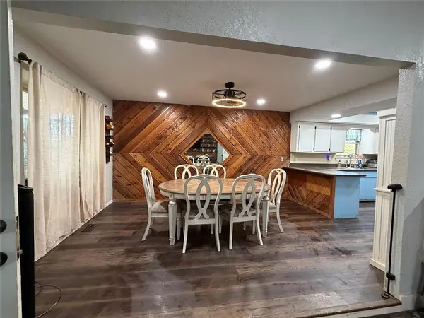 113 Lochwood LN, Yukon, OK 73099