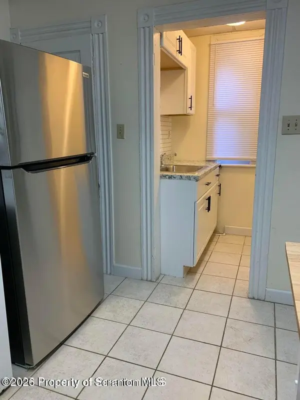2430 Amelia AVE, Scranton, PA 18509