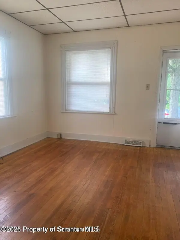 2430 Amelia AVE, Scranton, PA 18509