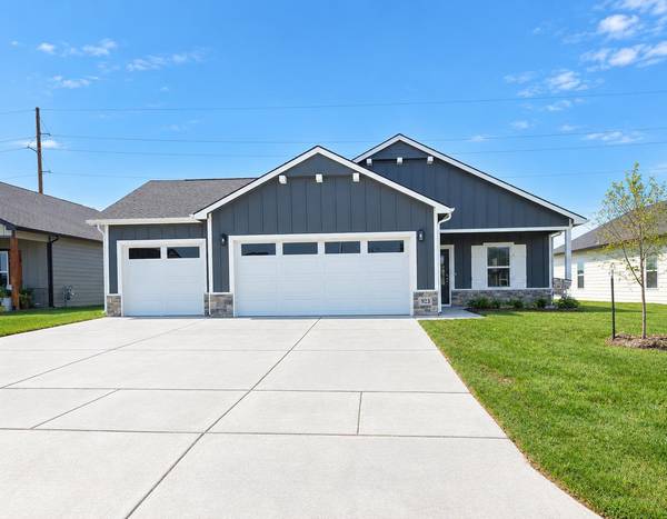 923 N Forestview St, Wichita, KS 67235