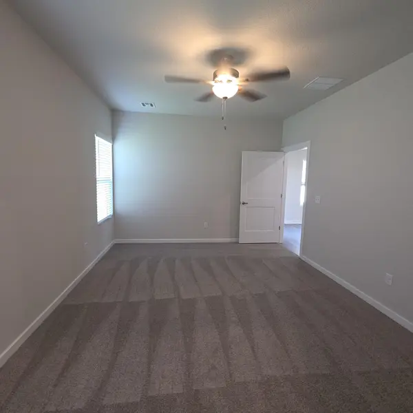 923 N Forestview St, Wichita, KS 67235