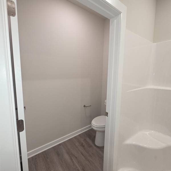 923 N Forestview St, Wichita, KS 67235