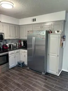 11312 W 77th ST, Shawnee, KS 66214