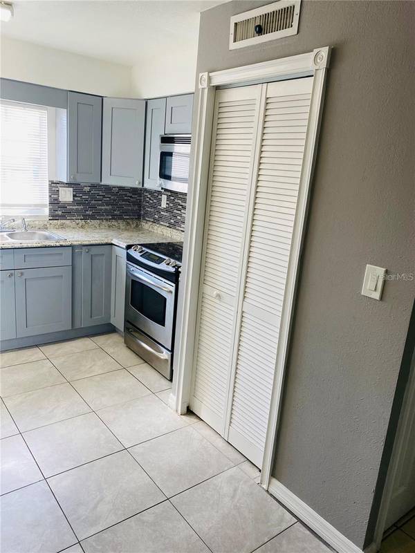 7453 DANIEL WEBSTER DR #A5, Winter Park, FL 32792