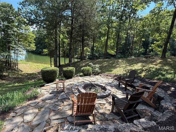 4412 Augusta Shores DR, Augusta, MO 63332