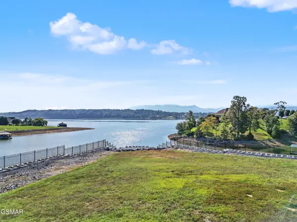 186 Scenic Shores Drive, Dandridge, TN 37725