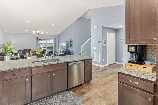 10120 189th AVE NW, Elk River, MN 55330