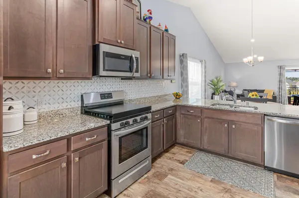 10120 189th AVE NW, Elk River, MN 55330