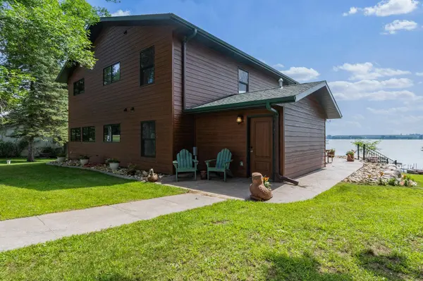 78591 Lovgren Woodshore RD, Ortonville, MN 56278