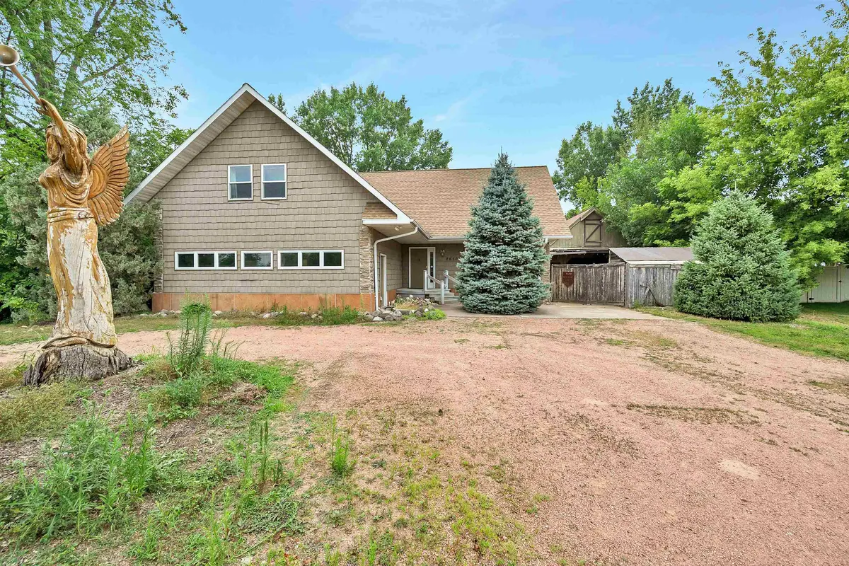 2620 BELLEVUE ST, Green Bay, WI 54311
