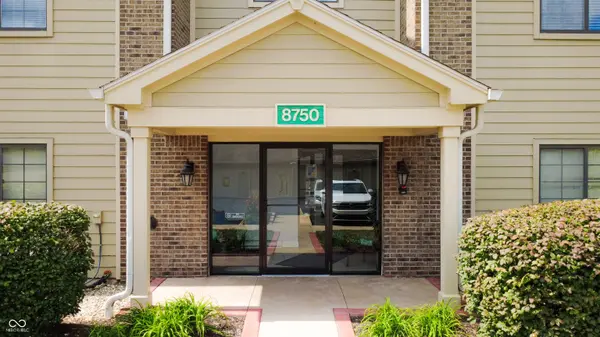 8750 Yardley CT #208, Indianapolis, IN 46268