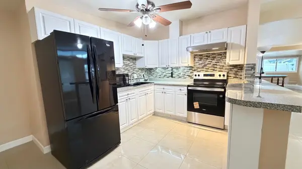 3107 BAYSHORE GARDENS Pkwy, Bradenton, FL 34207