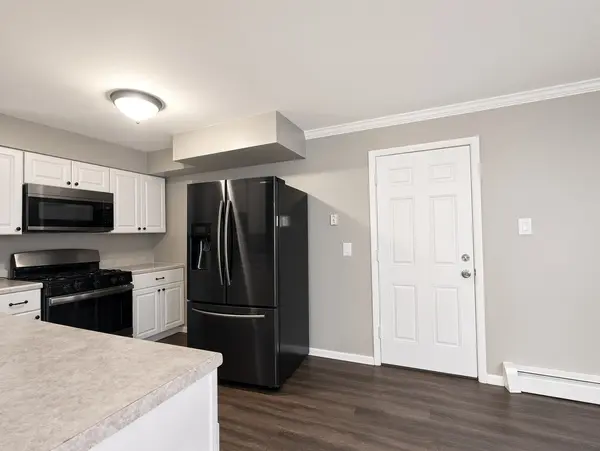 736 W Dempster ST #AG7, Mount Prospect, IL 60056