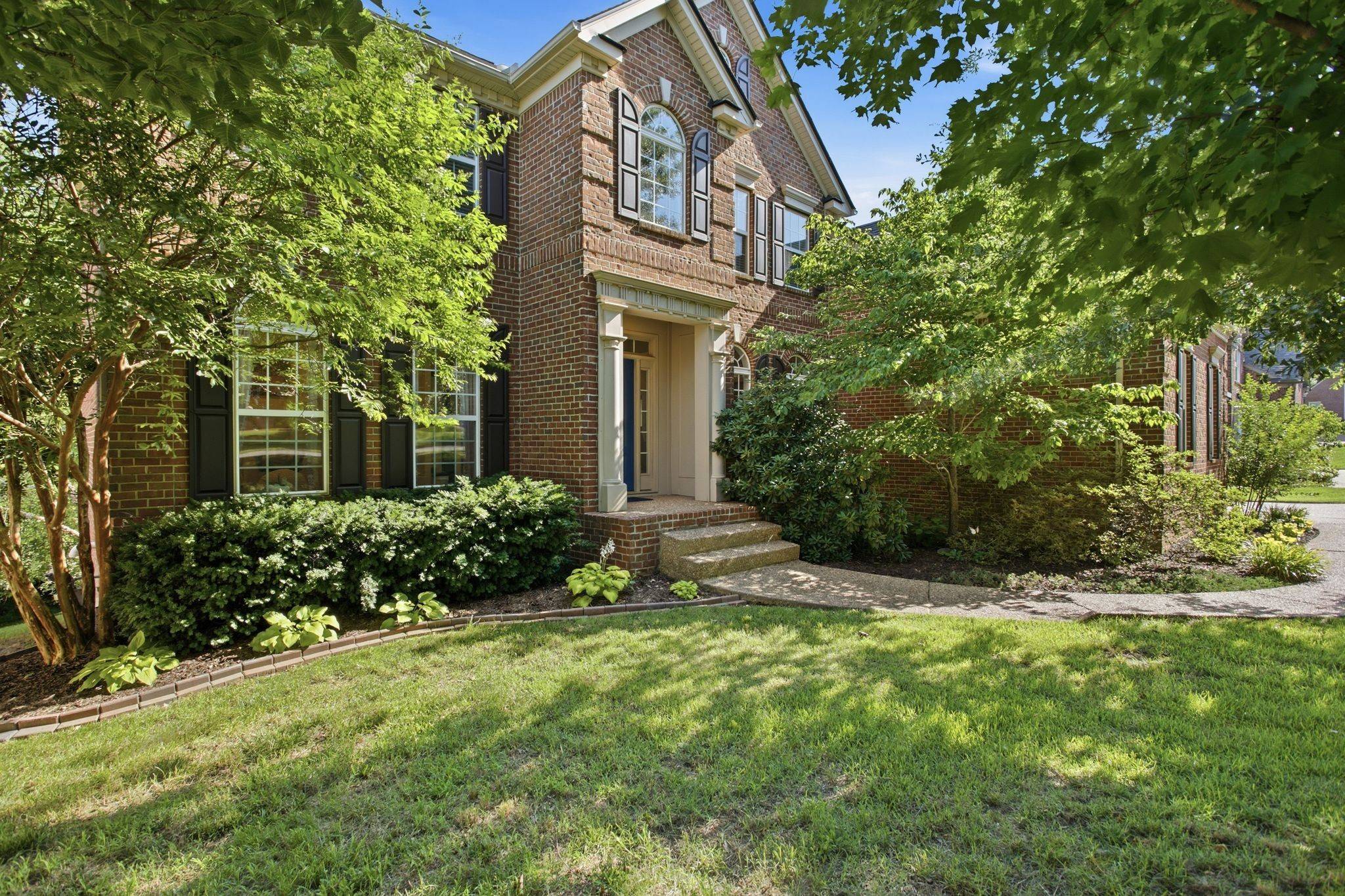 1122 Pin Oak Ln, Brentwood, TN 37027