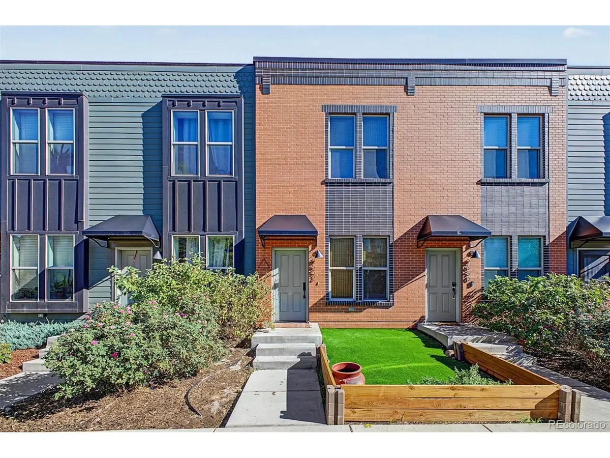 2652 Arapahoe, Denver, CO 80205