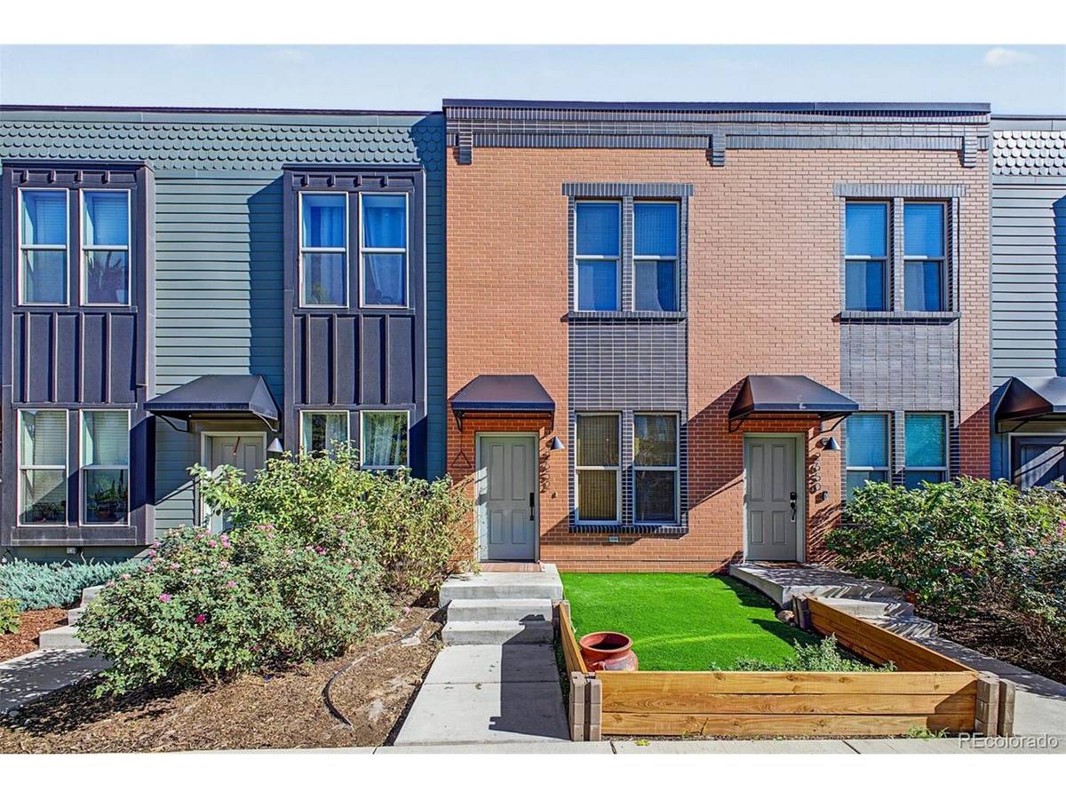 2652 Arapahoe, Denver, CO 80205