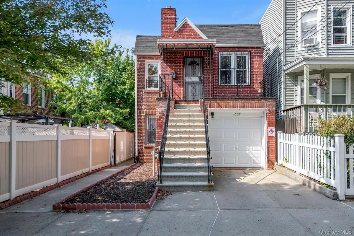 1609 Colden AVE, Bronx, NY 10462