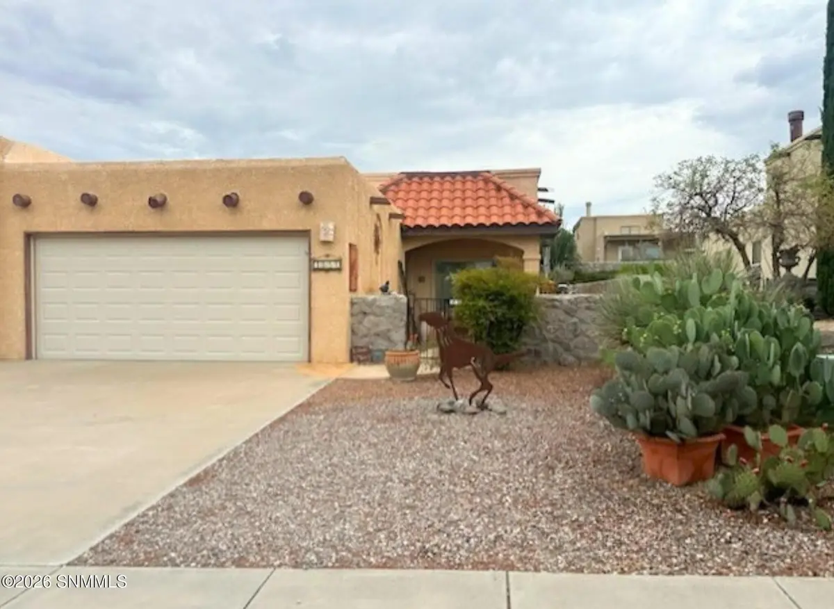 4052 Pine Needle Bend, Las Cruces, NM 88012
