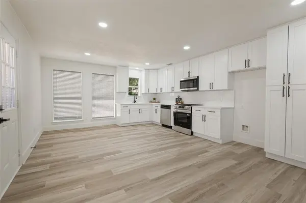 2212 Piedmont Street, Irving, TX 75061