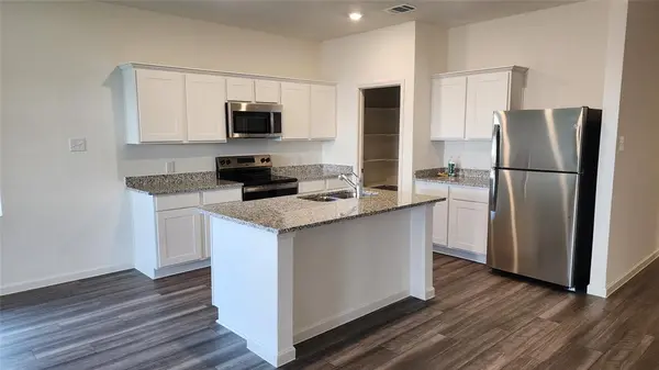 1262 LAMBERT Lane, Forney, TX 75126