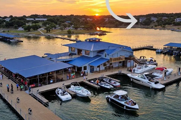 343 Venture BLVD S, Point Venture, TX 78645
