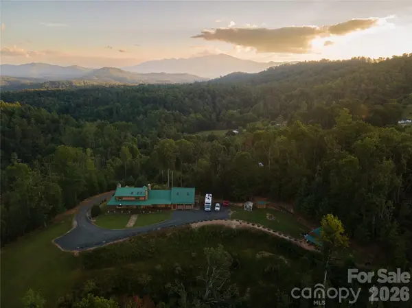 237 Murdock RD, Bakersville, NC 28705