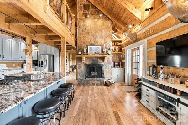 237 Murdock RD, Bakersville, NC 28705