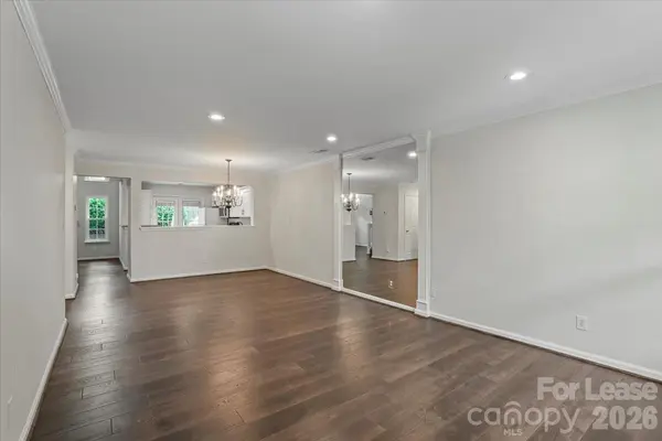 9022 Roseton LN, Charlotte, NC 28277