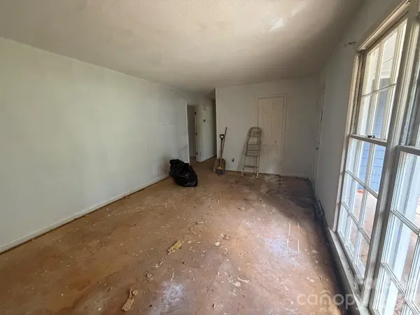 3740 Sugar Spring RD, Gastonia, NC 28054