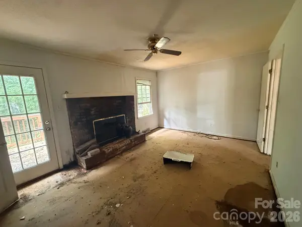 3740 Sugar Spring RD, Gastonia, NC 28054