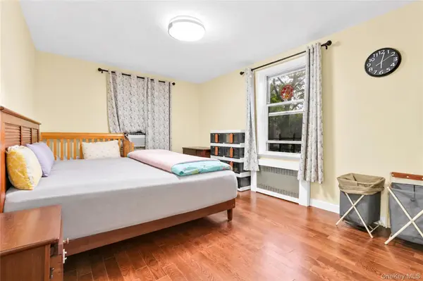 26-25 Union ST #1C, Flushing, NY 11354