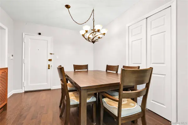 26-25 Union ST #1C, Flushing, NY 11354