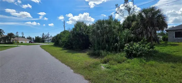 10483 SUNBURY DR, Port Charlotte, FL 33981
