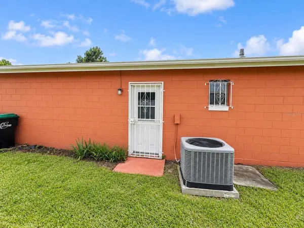 4068 CASTLEGATE DR, Orlando, FL 32839