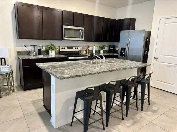 34276 REDWOOD DAWN LN, Wesley Chapel, FL 33543