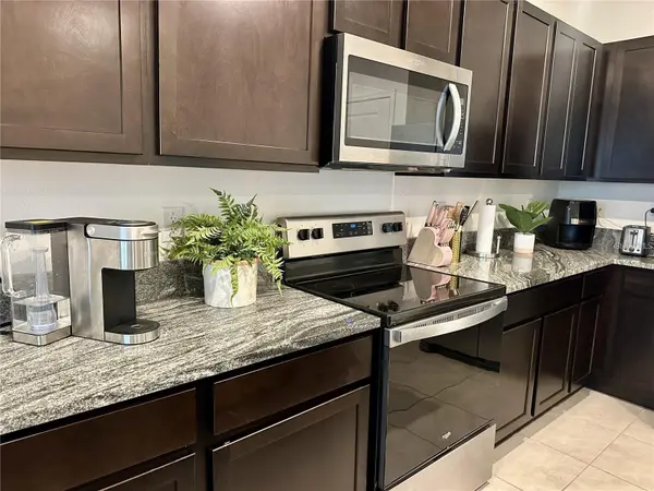 34276 REDWOOD DAWN LN, Wesley Chapel, FL 33543