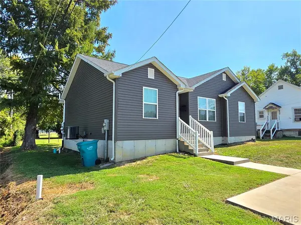 34 S Olive ST, Sullivan, MO 63080