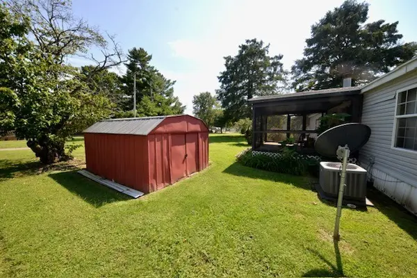 204 S Main ST, Belle Rive, IL 62810