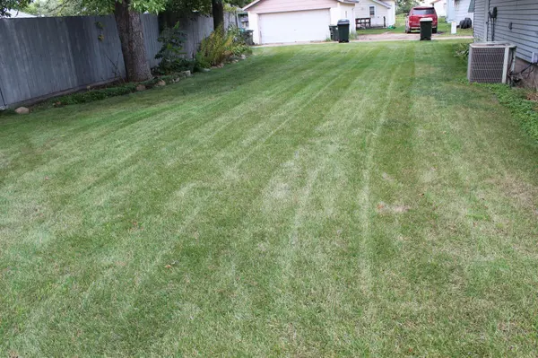 215 1st AVE SE, Melrose, MN 56352