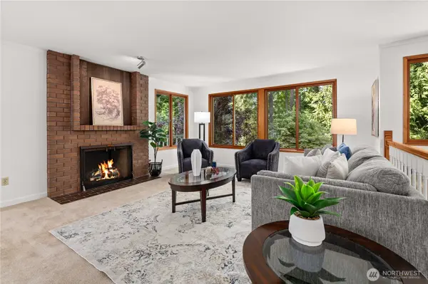 21415 SE 16th PL, Sammamish, WA 98075